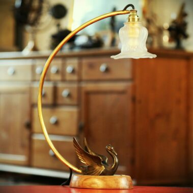 Lampe Art Déco statuette de cygne