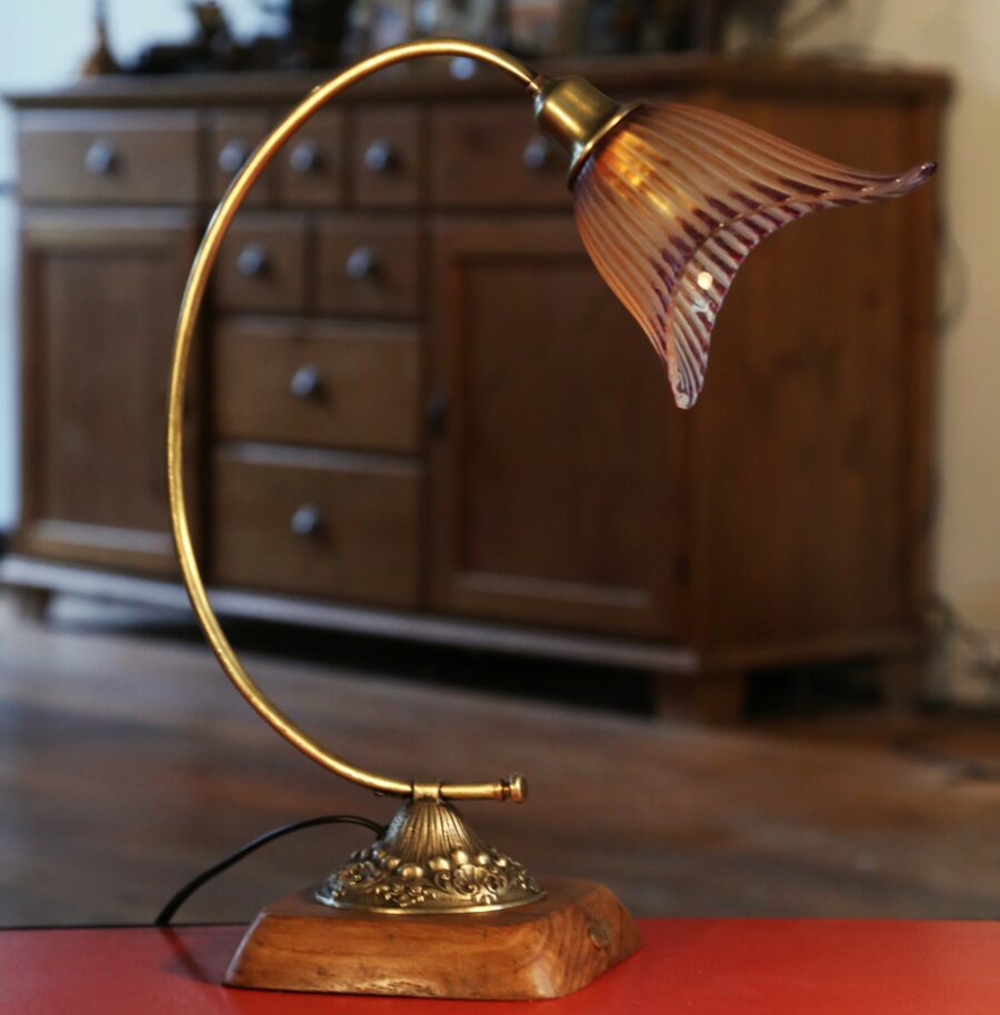 Lampe à poser Art Nouveau laiton tulipe fleur
