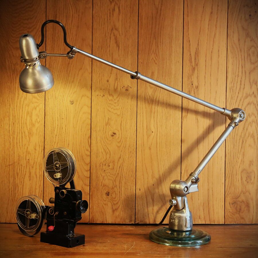 Lampe de bureau articulée style industriel