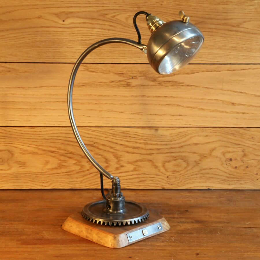 Lampe de créateur phare mobylette vintage